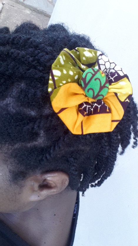 Chitenge flower close up.